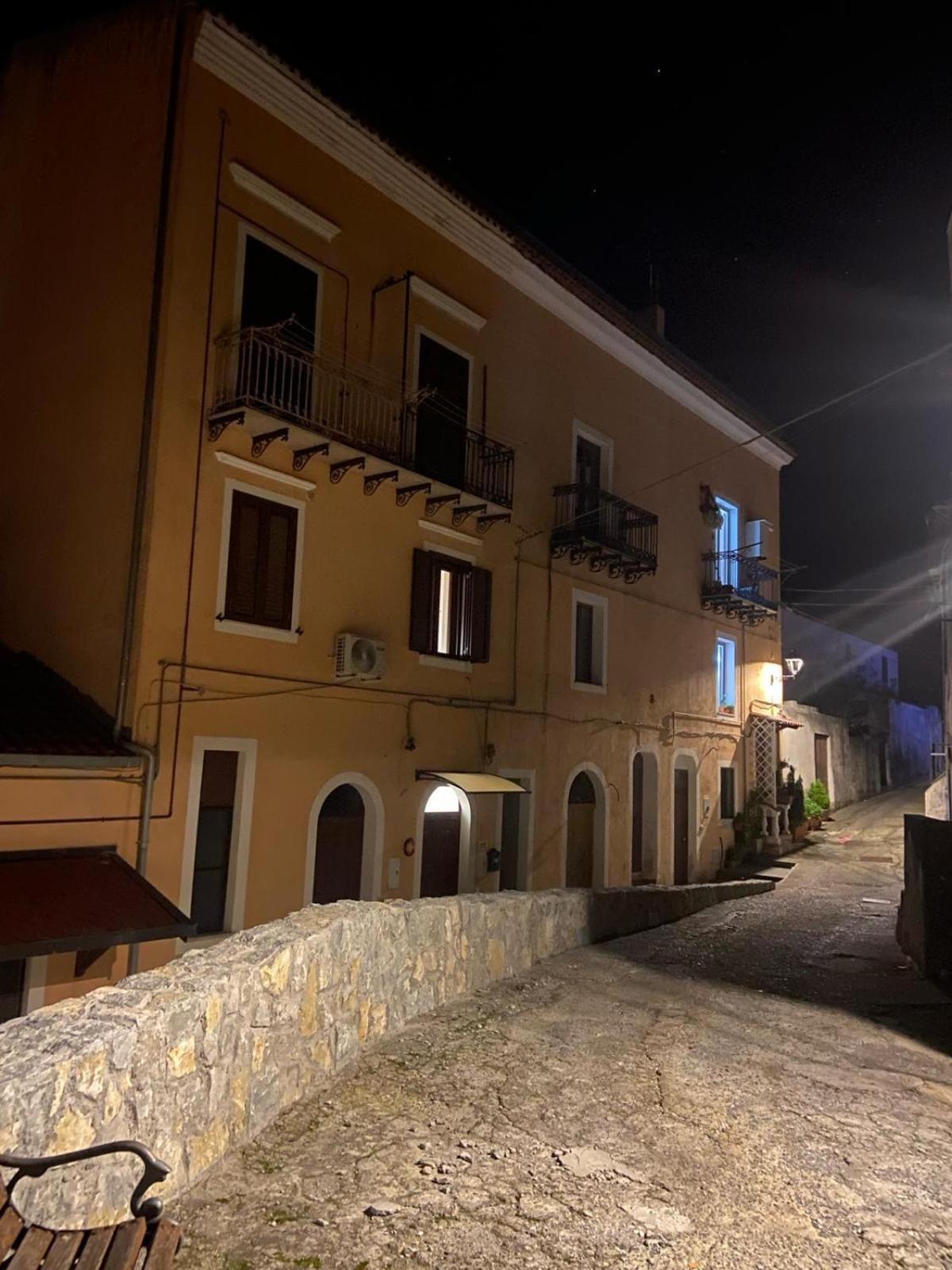 La Terrazza Nel Borgo Hotel Tortora Exterior foto
